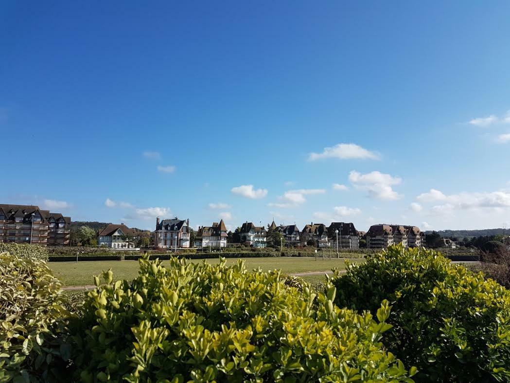 Appartement Residence Le Fairway Deauville Zewnętrze zdjęcie